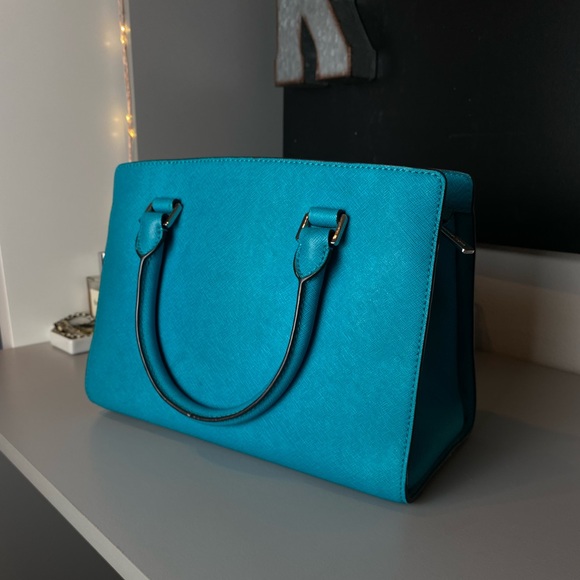 Michael Kors Crossbody Purse - Picture 5 of 15